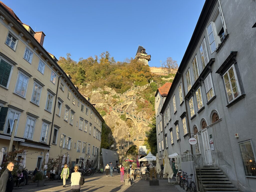 Aufsteig über die Schlossberstiege